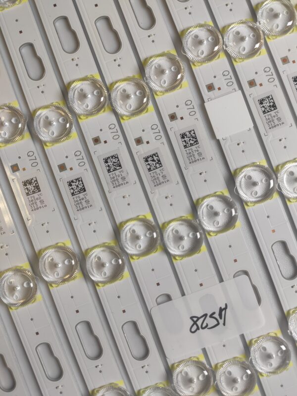 28 KIT BARRE LED 48091A L1_Q70_G5_FAM_LR7(1)_1R1.2_T58_100_LM41-00765A NUOVE ORIGINALE - immagine 4