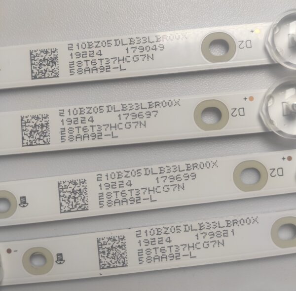 7 KIT BARRE LED TIPO L 58AA92-L LB-GM3030-GJPHP585X11AA12-L-2-T/ TIPO R 58AA92-R  LB-GM3030-GJPHP585X11AA12-R-2-T E257384 NUOVE ORIGINALE - immagine 2